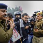 “‘दिए गए कारण अवास्तव’ — उमर खालिद को अंतरिम जमानत से इनकार, मां की सर्जरी और पारिवारिक रस्मों में शामिल होने की थी मांग”